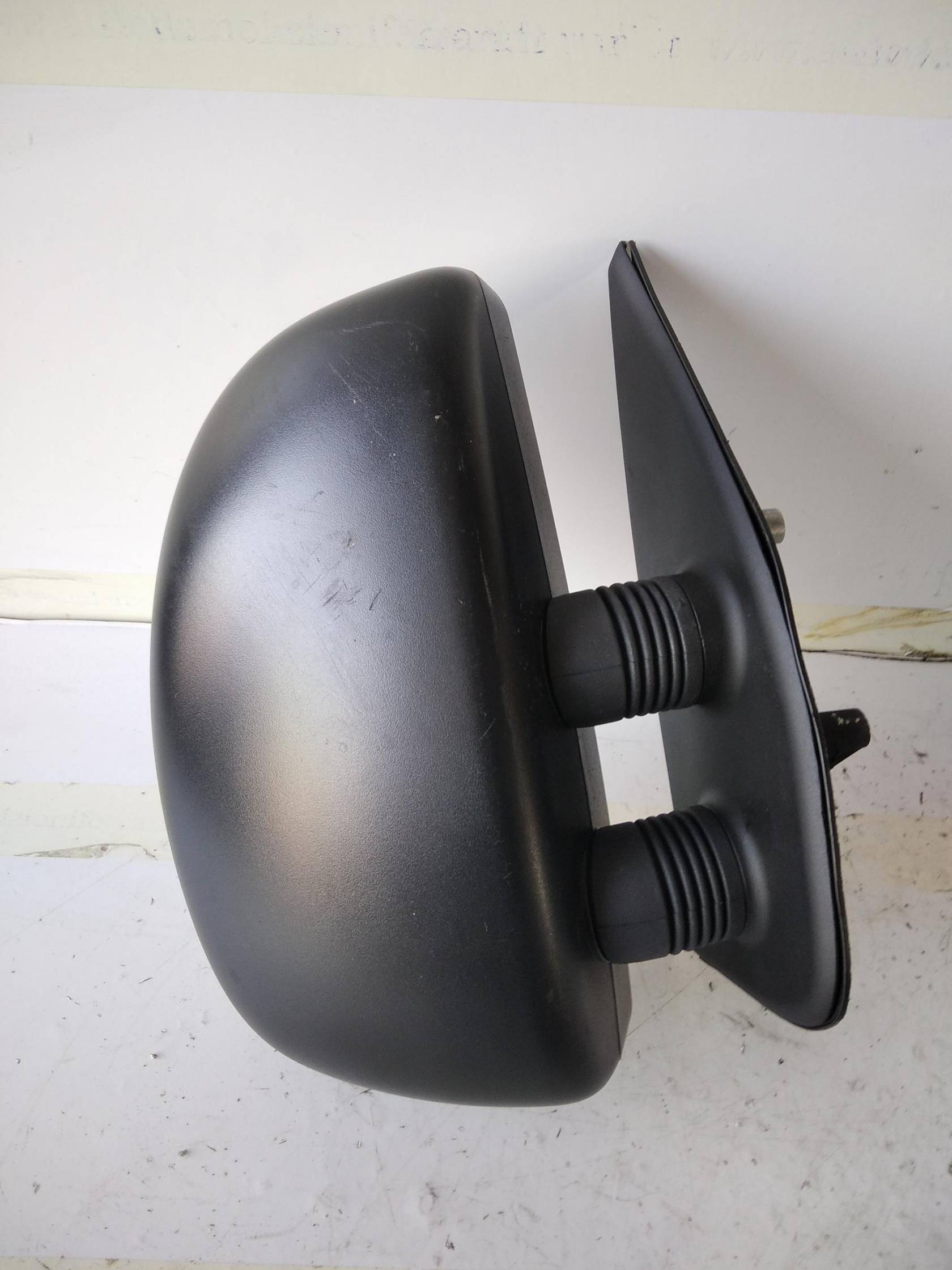 Retrovisore est. dx.